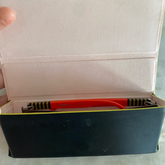 Fendi Optical Glasses with case - Picture 6 of 6
